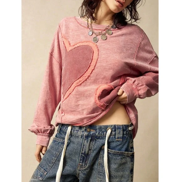 100% Cotton Pink Heart Appliqué Oversized Sweatshirt - Picture 2 of 8